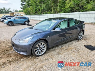 2019 TESLA MODEL 3 5YJ3E1EB8KF421712 - główne zdjęcie licytacji z USA - miniatura