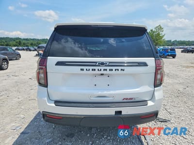 Zdjęcie 6 z 13 samochodu: 2021 CHEVROLET SUBURBAN K1500 RST VIN:1GNSKEKD4MR441400 - miniatura