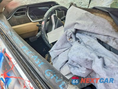 Zdjęcie 8 z 12 samochodu: 2012 TESLA MODEL S VIN:5YJSA1CP0CFP02233 - miniatura