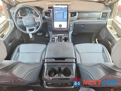 Zdjęcie 8 z 13 samochodu: 2022 FORD F150 LIGHTNING PRO VIN:1FT6W1EV0NWG02999 - miniatura