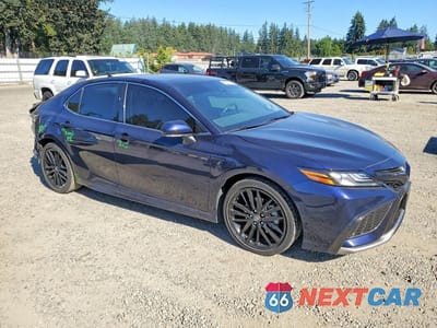 Czwarte zdjęcie samochodu z boku: 2022 TOYOTA CAMRY XSE VIN:4T1K31AK8NU036777 - miniatura