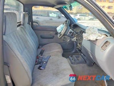Zdjęcie 10 z 12 samochodu: 1999 TOYOTA TACOMA BASE VIN:4TANL42N6XZ510206 - miniatura