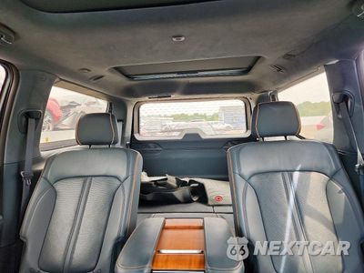 Zdjęcie 10 z 13 samochodu: 2022 JEEP GRAND WAGONEER SERIES II VIN:1C4SJVFJ5NS142732 - miniatura