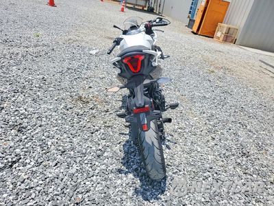 Czwarte zdjęcie samochodu z boku: 2026 CF MOTO 300SS VIN:LCEPDPL75T6003627 - miniatura