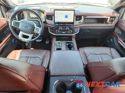Zdjęcie 8 z 13 samochodu: 2022 FORD EXPEDITION LIMITED VIN:1FMJU1KT9NEA51816 - miniatura