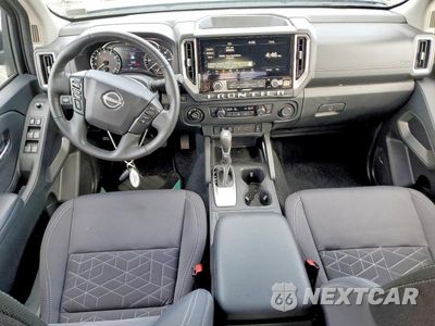 Zdjęcie 8 z 13 samochodu: 2025 NISSAN FRONTIER SV VIN:1N6ED1EK2SN624346 - miniatura
