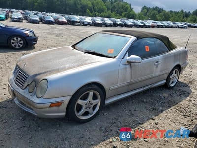 2002 MERCEDES-BENZ CLK 430 WDBLK70G62T103758 - główne zdjęcie licytacji z USA - miniatura