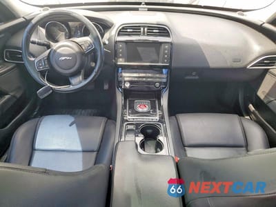 Zdjęcie 8 z 12 samochodu: 2017 JAGUAR XE PREMIUM VIN:SAJAD4BG5HA958777 - miniatura