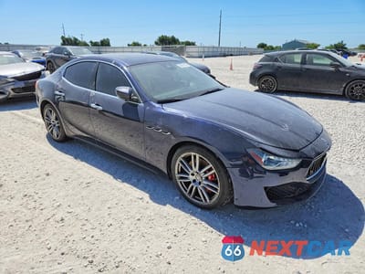 Czwarte zdjęcie samochodu z boku: 2017 MASERATI GHIBLI S VIN:ZAM57RSA9H1226650 - miniatura
