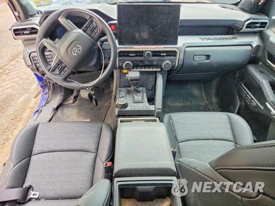Zdjęcie 8 z 12 samochodu: 2024 TOYOTA TACOMA TRD OFF-ROAD VIN:3TMLB5JN5RM064236 - miniatura