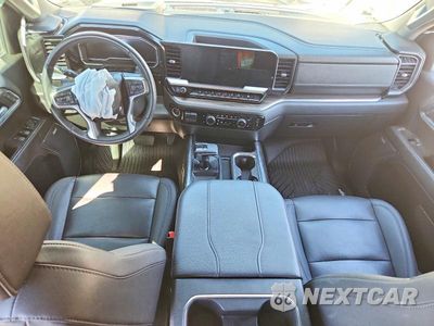 Zdjęcie 8 z 13 samochodu: 2023 CHEVROLET SILVERADO K1500 LT TRAIL BOSS VIN:3GCUDFE82PG196343 - miniatura