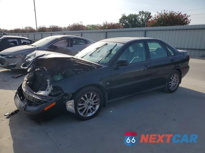 2004 VOLVO S40 1.9T YV1VS27514F074635 - główne zdjęcie licytacji z USA - miniatura