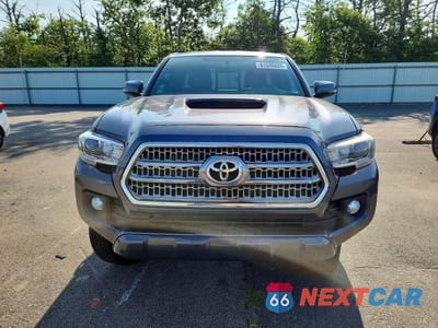 Piąte zdjęcie samochodu w środku: 2016 TOYOTA TACOMA TRD SPORT VIN:5TFSZ5AN6GX044107 - miniatura