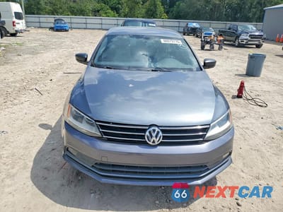 Piąte zdjęcie samochodu w środku: 2016 VOLKSWAGEN JETTA SPORT VIN:3VWD17AJ0GM399236 - miniatura