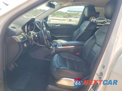 Zdjęcie 7 z 13 samochodu: 2015 MERCEDES-BENZ GL 550 4MATIC VIN:4JGDF7DE0FA448347 - miniatura