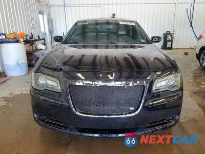 Piąte zdjęcie samochodu w środku: 2012 CHRYSLER 300 LIMITED VIN:2C3CCACG2CH175549 - miniatura