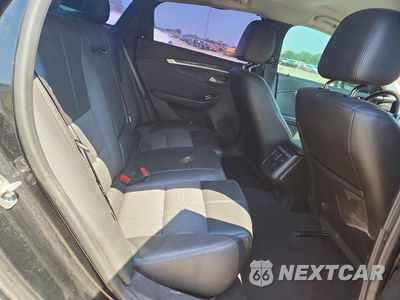 Zdjęcie 10 z 12 samochodu: 2018 CHEVROLET IMPALA LT VIN:2G1105S33J9172225 - miniatura