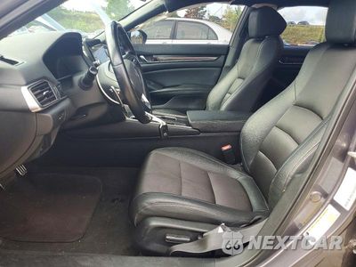 Zdjęcie 7 z 12 samochodu: 2019 HONDA ACCORD SPORT VIN:1HGCV1F35KA007255 - miniatura
