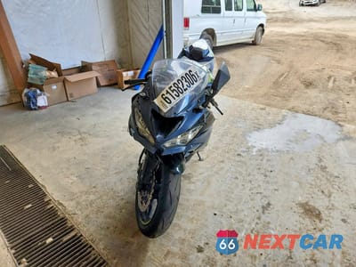 Drugie zdjęcie samochodu z przodu: 2023 KAWASAKI ZX636 K VIN:JKBZXJH13PA016399 - miniatura
