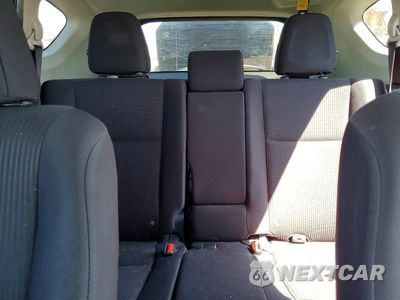 Zdjęcie 10 z 13 samochodu: 2017 TOYOTA RAV4 LE VIN:JTMBFREV0HJ120953 - miniatura