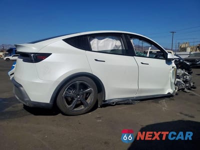 Trzecie zdjęcie samochodu z tyłu: 2026 TESLA MODEL Y VIN:7SAYGDEDXTF407916 - miniatura