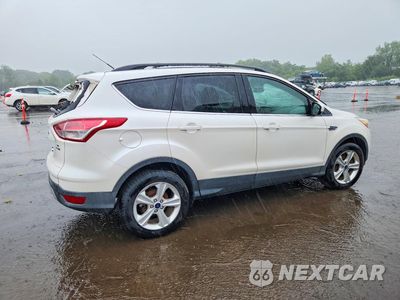 Trzecie zdjęcie samochodu z tyłu: 2016 FORD ESCAPE SE VIN:1FMCU9GX4GUB10301 - miniatura
