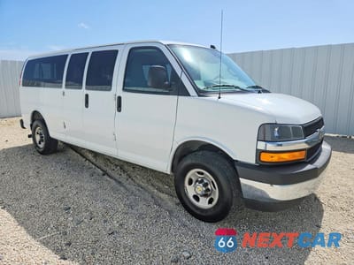 Czwarte zdjęcie samochodu z boku: 2025 CHEVROLET EXPRESS G3500 LT VIN:1GAZGPF78S1100420 - miniatura