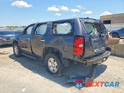Drugie zdjęcie samochodu z przodu: 2010 CHEVROLET TAHOE K1500 LT VIN:1GNUKBE02AR207185 - miniatura