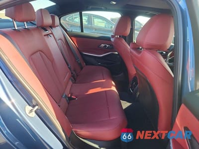 Zdjęcie 10 z 12 samochodu: 2025 BMW 330I VIN:3MW69CW08S8F21398 - miniatura