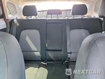 Zdjęcie 10 z 14 samochodu: 2020 HYUNDAI KONA SE VIN:KM8K12AA2LU481841 - miniatura