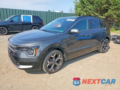 2023 KIA NIRO SX KNDCT3LE3P5042155 - główne zdjęcie licytacji z USA - miniatura