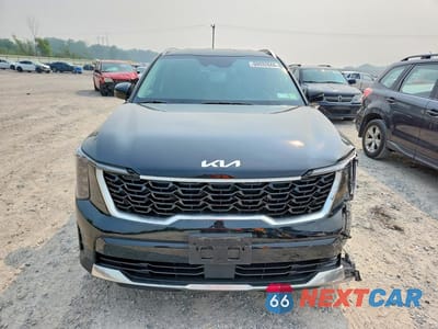 Piąte zdjęcie samochodu w środku: 2025 KIA SORENTO EX VIN:KNDRJDJH9S5299803 - miniatura
