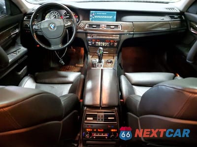 Zdjęcie 8 z 12 samochodu: 2011 BMW 750 VIN:WBAKB8C57BCY66754 - miniatura