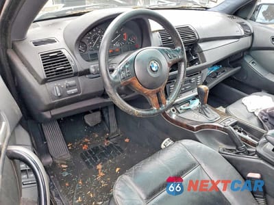 Zdjęcie 8 z 14 samochodu: 2001 BMW X5 4.4I VIN:WBAFB33521LH10420 - miniatura