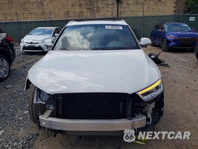 Piąte zdjęcie samochodu w środku: 2018 AUDI Q3 PREMIUM PLUS VIN:WA1JCCFS0JR003722 - miniatura