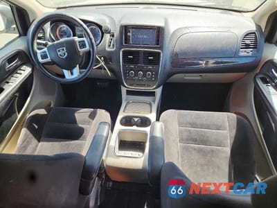 Zdjęcie 8 z 13 samochodu: 2014 DODGE GRAND CARAVAN SXT VIN:2C4RDGCG5ER344885 - miniatura