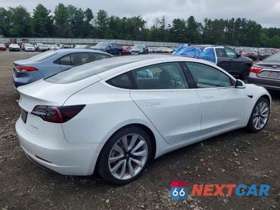Trzecie zdjęcie samochodu z tyłu: 2020 TESLA MODEL 3 VIN:5YJ3E1EB3LF787546 - miniatura