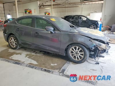 Czwarte zdjęcie samochodu z boku: 2015 MAZDA 3 TOURING VIN:3MZBM1V79FM236772 - miniatura