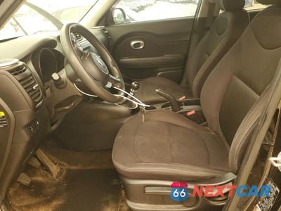 Zdjęcie 7 z 13 samochodu: 2016 KIA SOUL BASE VIN:KNDJN2A23G7377330 - miniatura