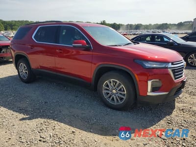 Czwarte zdjęcie samochodu z boku: 2023 CHEVROLET TRAVERSE LT VIN:1GNERGKWXPJ143362 - miniatura