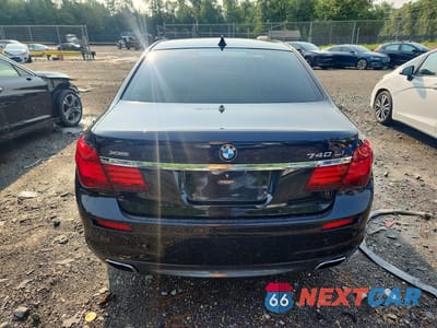 Zdjęcie 6 z 12 samochodu: 2015 BMW 740 LXI VIN:WBAYF4C56FD874013 - miniatura