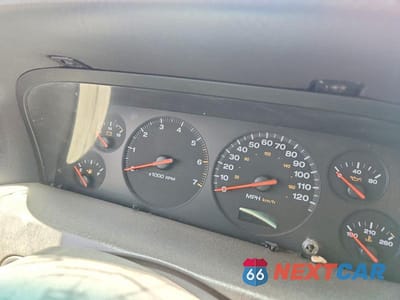 Zdjęcie 9 z 13 samochodu: 2000 JEEP GRAND CHEROKEE LAREDO VIN:1J4G248S9YC160498 - miniatura