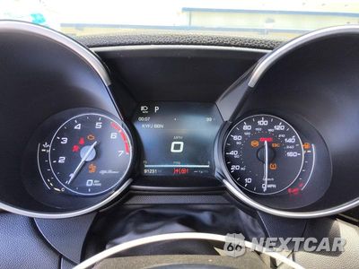 Zdjęcie 9 z 12 samochodu: 2017 ALFA ROMEO GIULIA Q4 VIN:ZARFAEDN0H7542587 - miniatura