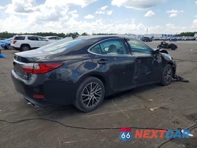 Trzecie zdjęcie samochodu z tyłu: 2018 LEXUS ES 350 VIN:58ABK1GG2JU095977 - miniatura