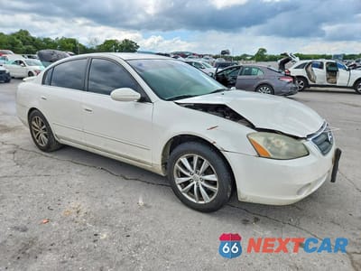 Czwarte zdjęcie samochodu z boku: 2004 NISSAN ALTIMA 2.5 VIN:1N4AL11D74C178467 - miniatura