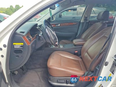 Zdjęcie 7 z 12 samochodu: 2010 HYUNDAI GENESIS 3.8L VIN:KMHGC4DE8AU086862 - miniatura