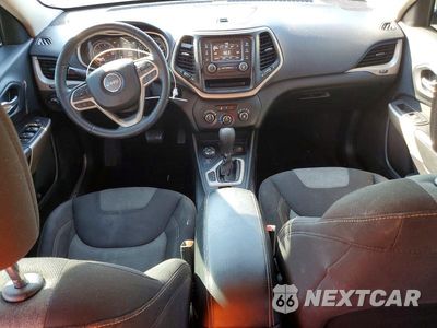 Zdjęcie 8 z 14 samochodu: 2017 JEEP CHEROKEE SPORT VIN:1C4PJMAB1HW605141 - miniatura