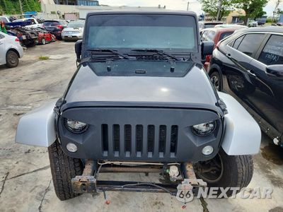 Piąte zdjęcie samochodu w środku: 2013 JEEP WRANGLER UNLIMITED SPORT VIN:1C4HJWDG4DL698045 - miniatura