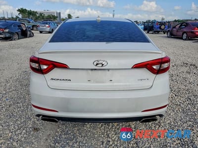 Zdjęcie 6 z 12 samochodu: 2015 HYUNDAI SONATA SPORT VIN:5NPE34AF6FH062828 - miniatura