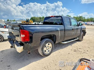 Trzecie zdjęcie samochodu z tyłu: 2011 CHEVROLET SILVERADO C1500 LT VIN:1GCRCSE09BZ399394 - miniatura